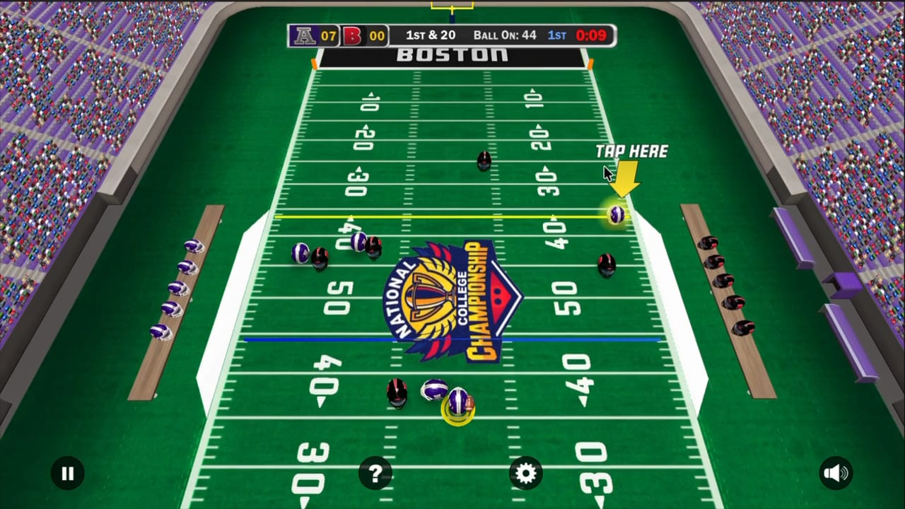 2 Minute Football QB Legend — picking out the least-guarded receiver to throw the perfect pass.
